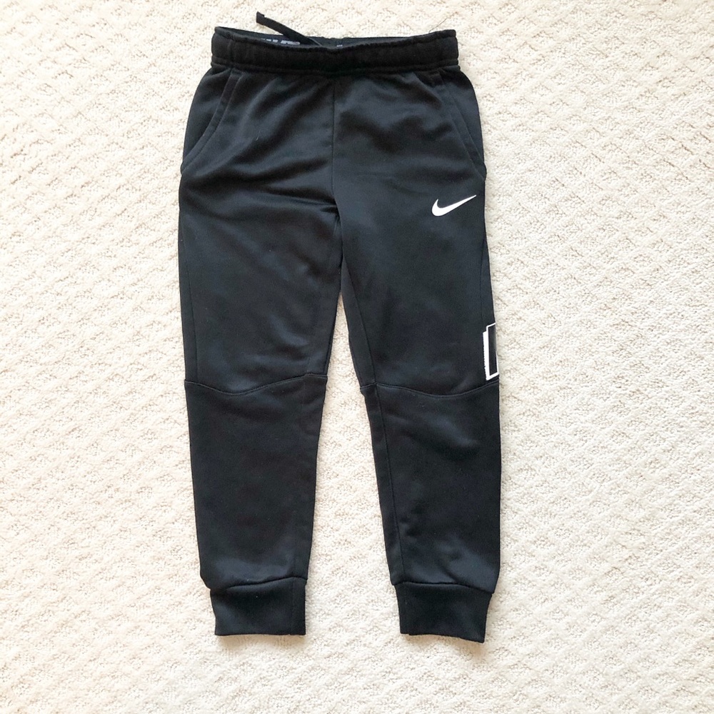 Little boys size 6 Nike Dri Fit pants